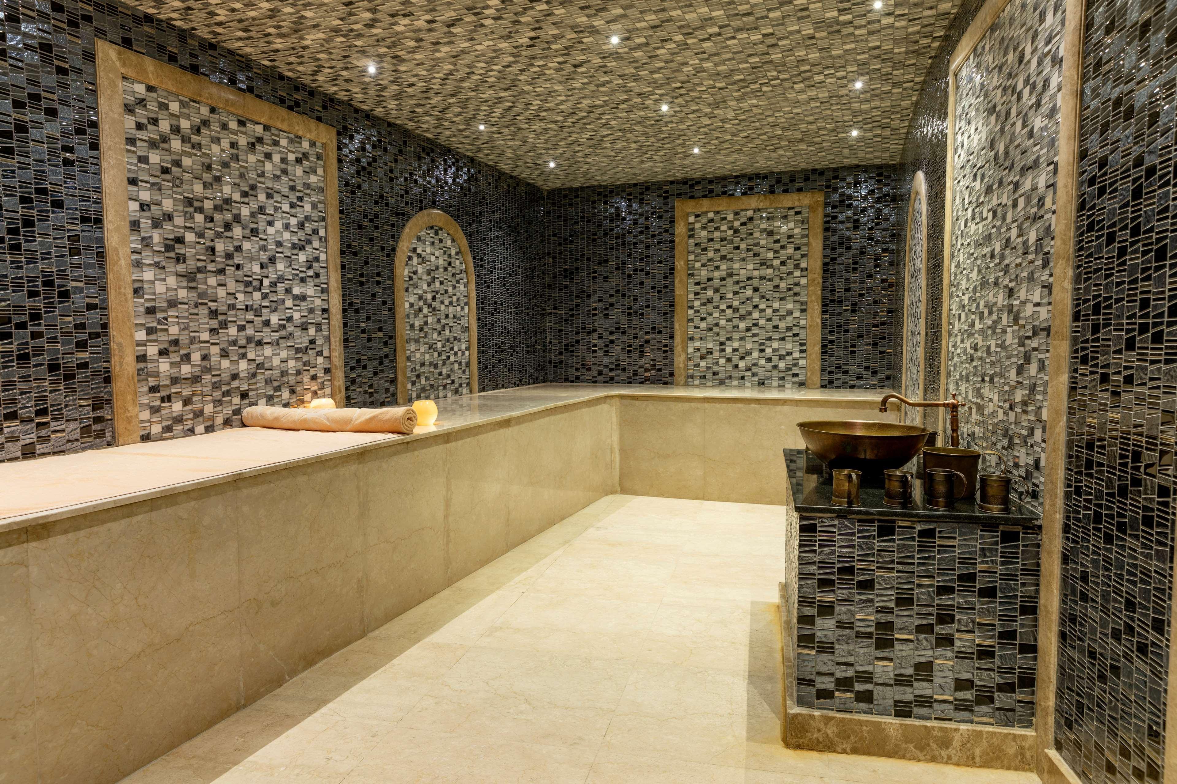 Royal Maxim Palace Kempinski Kairo Eksteriør billede Turkish bath