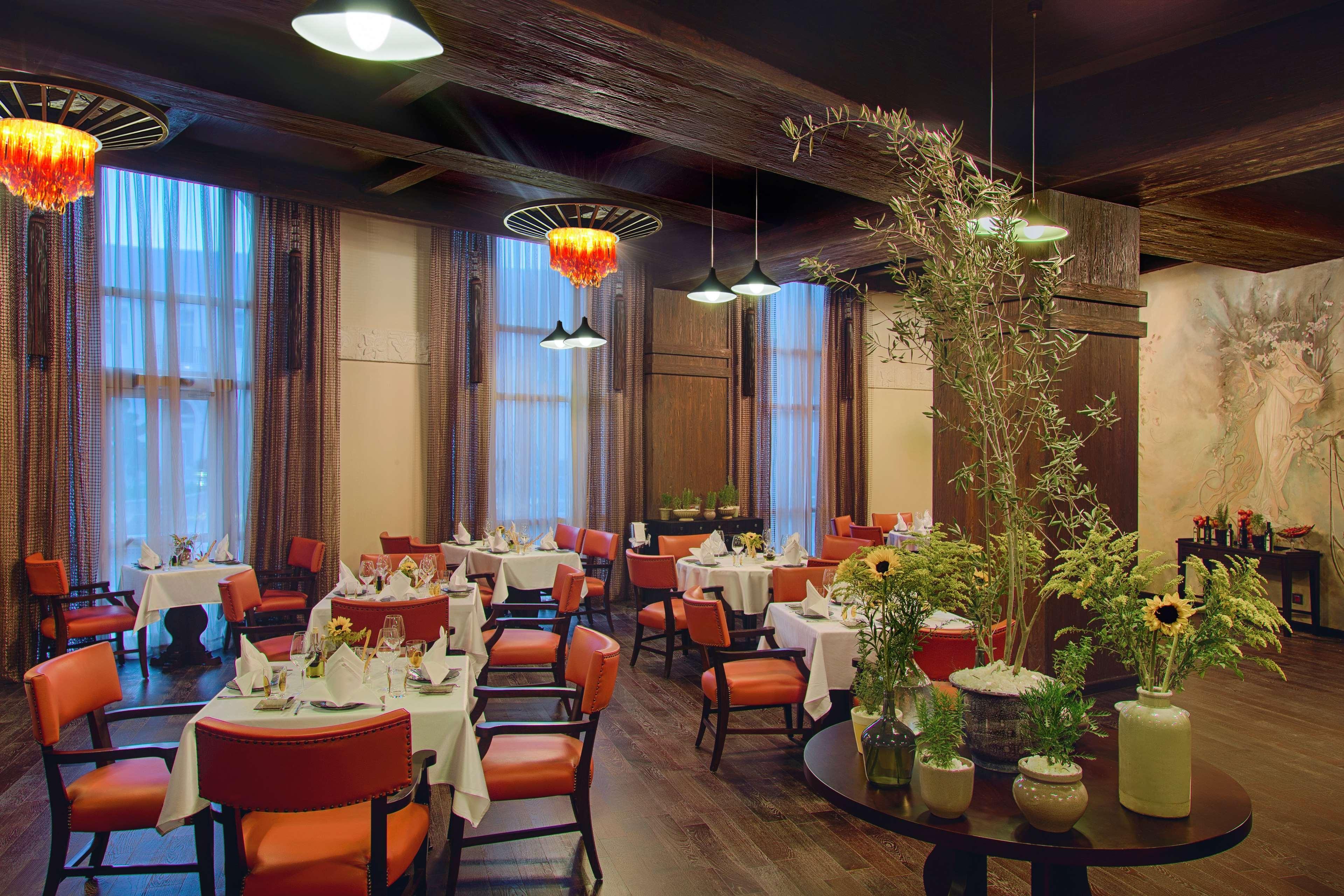 Royal Maxim Palace Kempinski Kairo Eksteriør billede Restaurant